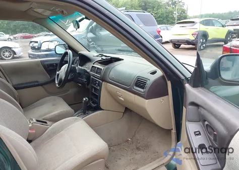 2002 Subaru Forester L z USA, uszkodzony, nr VIN JF1SF63502H745472